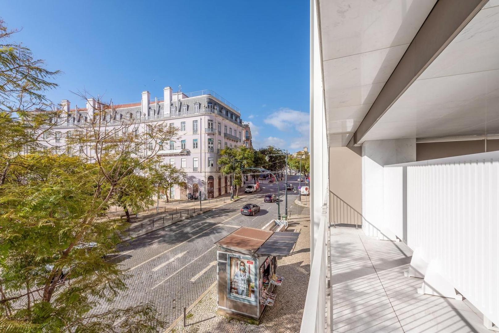 Guestready - 2Br Apt Carlos I With Terrace And Gym Apartment Lisbon Exterior photo