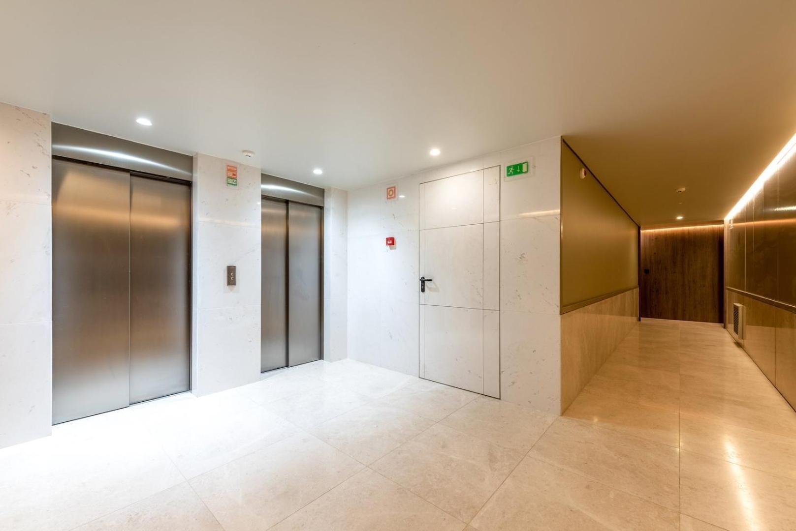 Guestready - 2Br Apt Carlos I With Terrace And Gym Apartment Lisbon Exterior photo
